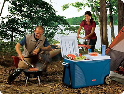 https://huntingwaterfalls.com/wp-content/uploads/2019/10/rubbermaid-cooler-camping.jpeg