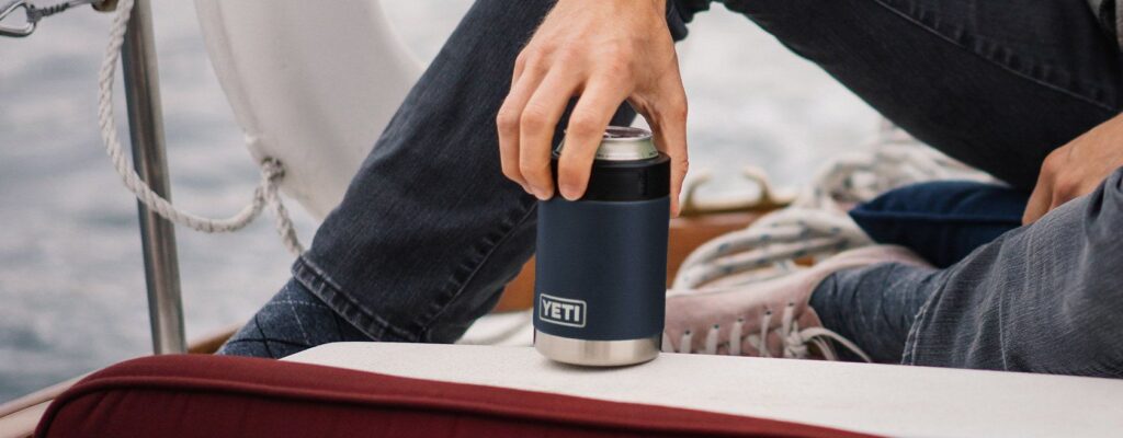 12 oz YETI COLSTER TRAD.