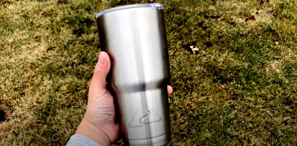 The 30oz Ozark Trail tumbler is identical to the YETI tumbler. The only  differences: name and $30. : r/BuyItForLife