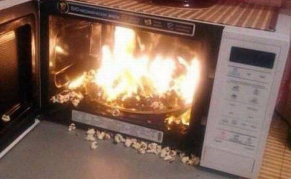 https://huntingwaterfalls.com/wp-content/uploads/2020/06/microwave-on-fire.jpg