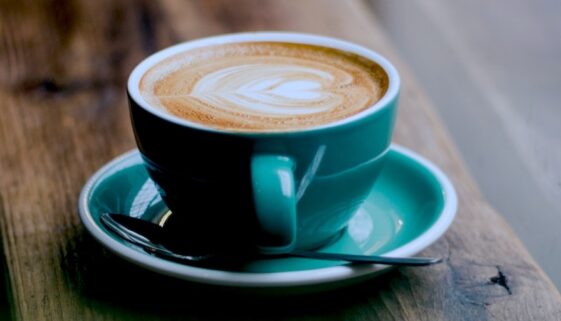 Do Ceramic Mugs Keep Coffee Hot?