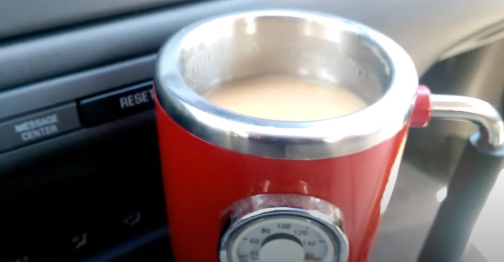 Can You Put Coffee With Milk In A Thermos? – Taste The Earth