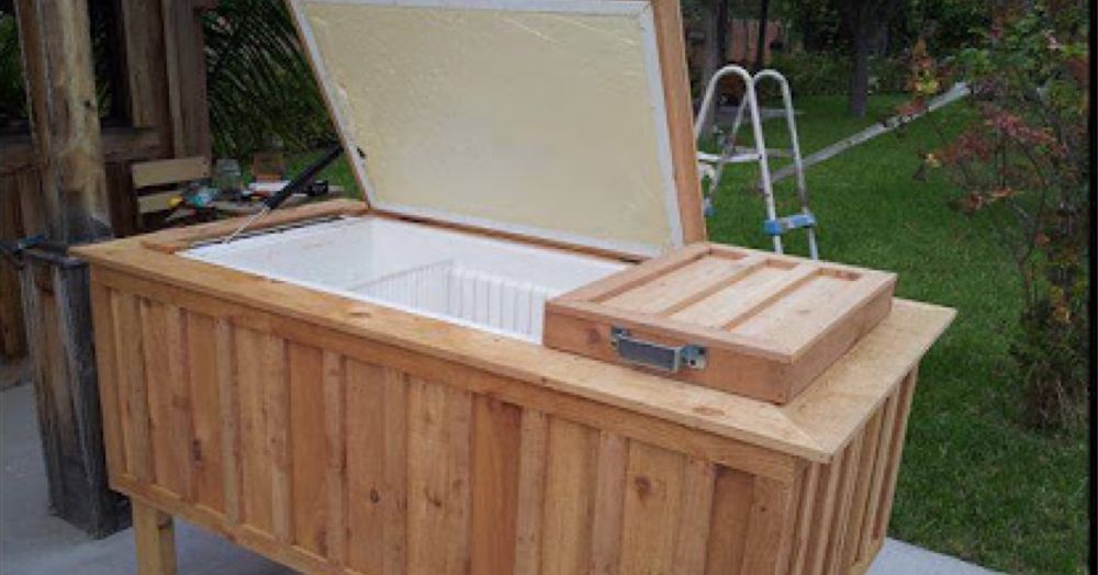 Old refrigerator into ice clearance chest