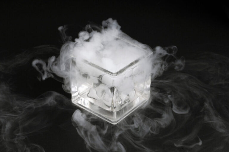 Does HEB Sell Dry Ice? (2022 Pricing & Availability)