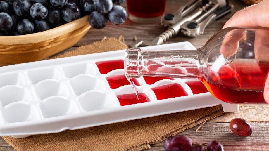 13 Genius Ice Cube Tray Hacks That'll Blow Your Mind