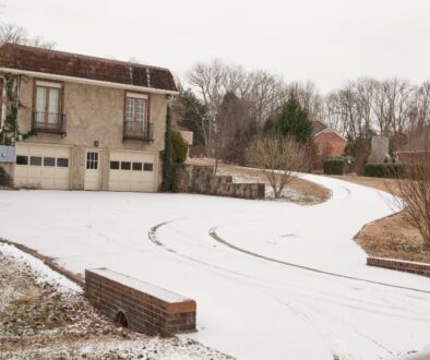 22 Best Ways To Remove Ice From A Driveway Without Salt