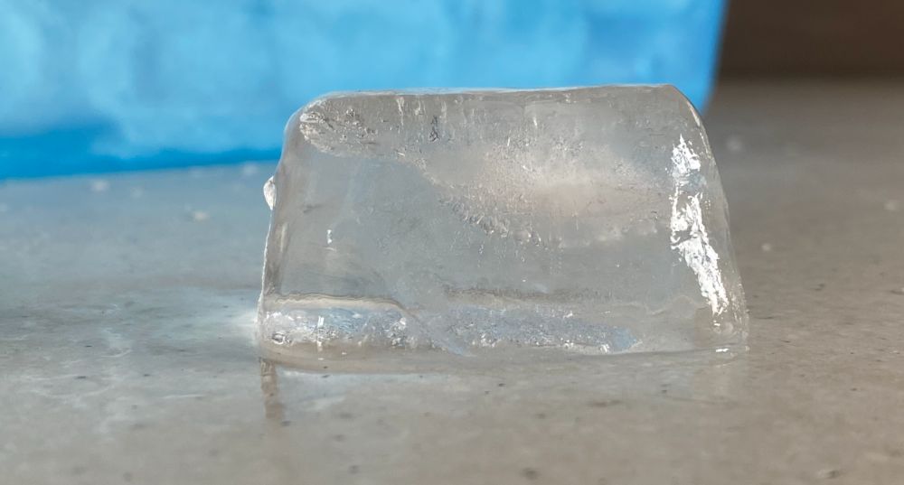 Cloudy vs Clear Ice – What's the Difference? Which is Better?