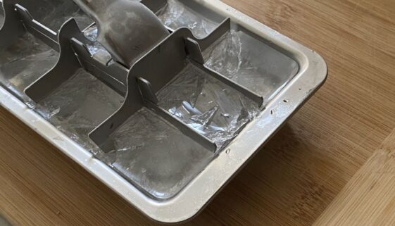 What Are The Best (& Safest) Materials For Ice Cube Trays?