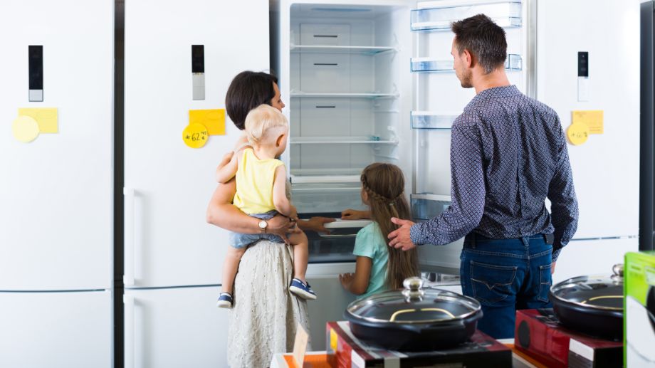 5 Ways To Fix A Refrigerator That Smells Like Chemicals