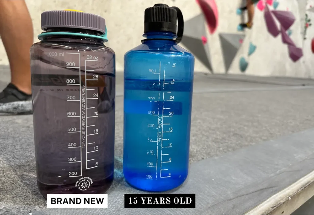 https://huntingwaterfalls.com/wp-content/uploads/2022/11/brand-new-wide-mouth-nalgene-bottle-next-to-15-year-old-narrow-mouth-nalgene-1024x701.webp