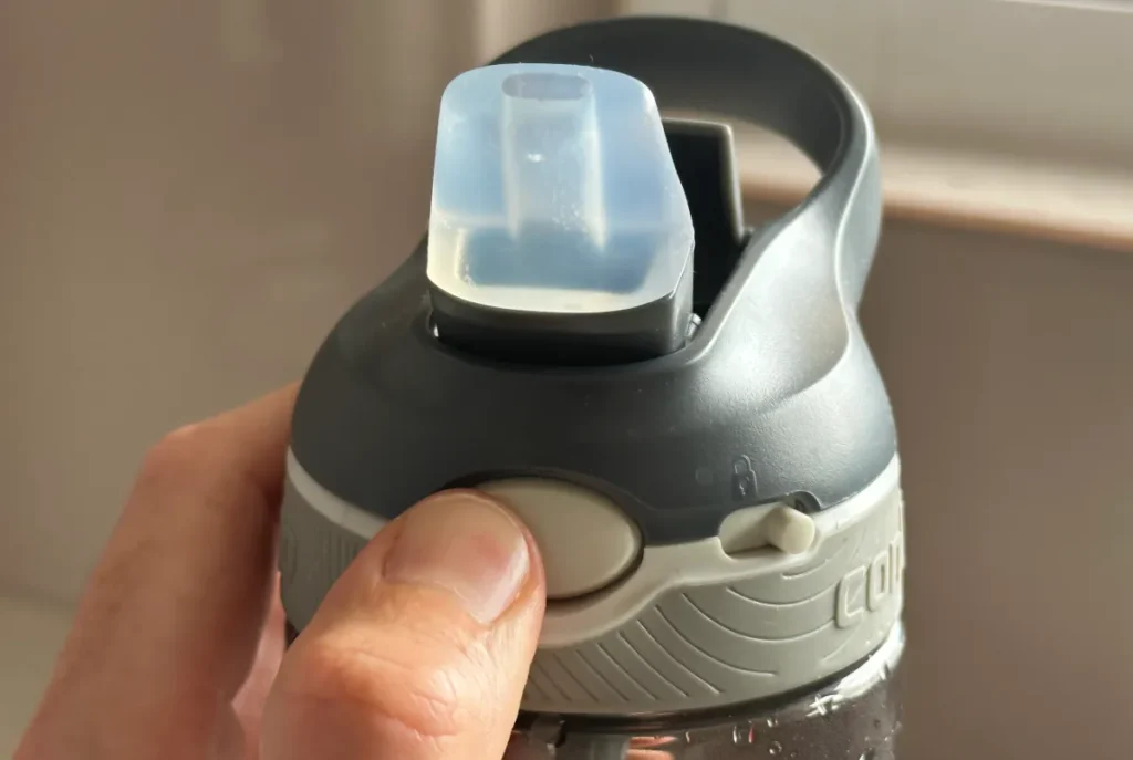 Contigo doesn't make replacement lids and their crappy handle