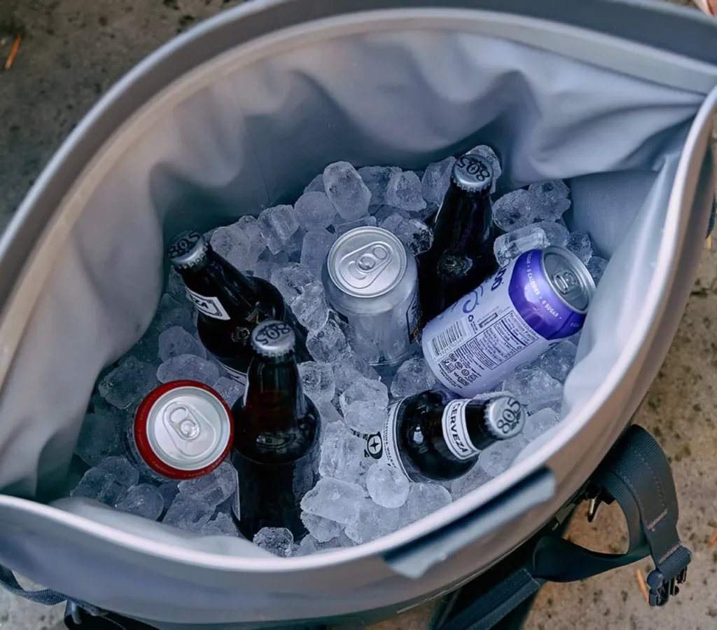 YETI Tundra 350 Cooler - Moosejaw